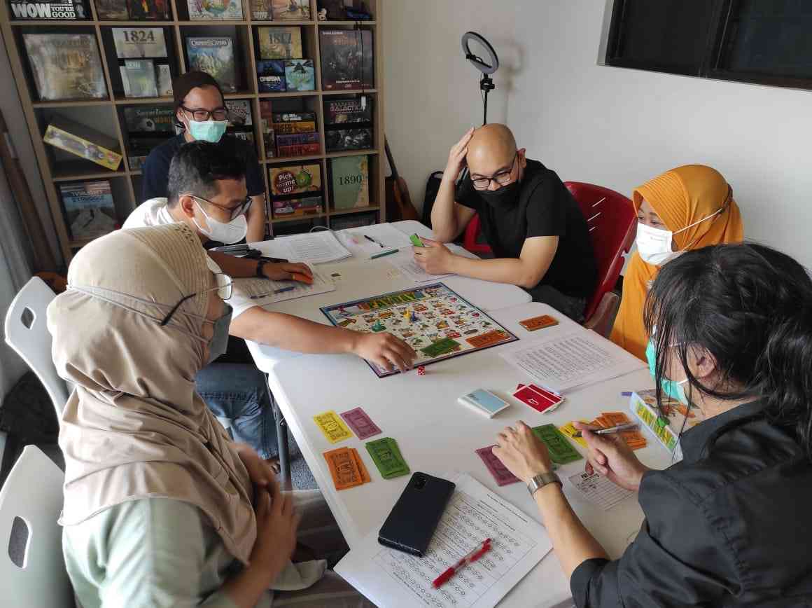 Viral! Game Simulasi Kerja Kantoran