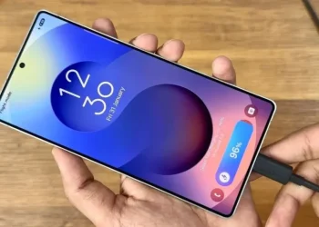 Galaxy S27 Series Tidak Jadi Menggunakan Layar BOE