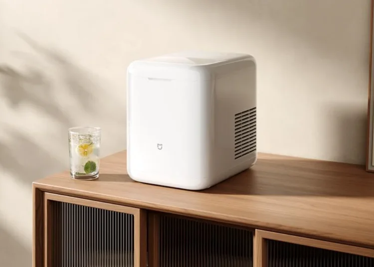 Mesin Pembuat Es Baru Dari Xiaomi Lengkap Dengan Lampu UV Pembersih Otomatis