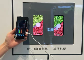 Layar OLED Generasi Baru pada OPPO Find X10 Lebih Nyaman untuk Mata
