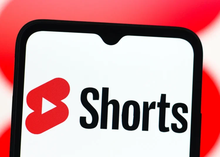 YouTube Secara Otomatis Memutar Shorts, Pengguna Mulai Mengeluh