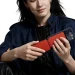 Aksesoris dan Layar Sekunder Xiaomi 18 Pro Ubah Ponsel Jadi Gitar