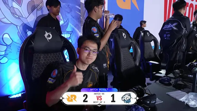 RRQ Hoshi kalahkan EVOS, TLID amankan tiket playoff